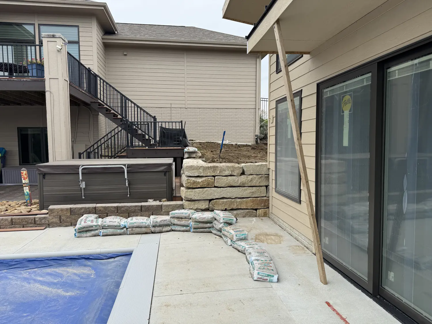 Retaining Walls work by Landwerks Enterprises in the Omaha metro, image 4 of 10